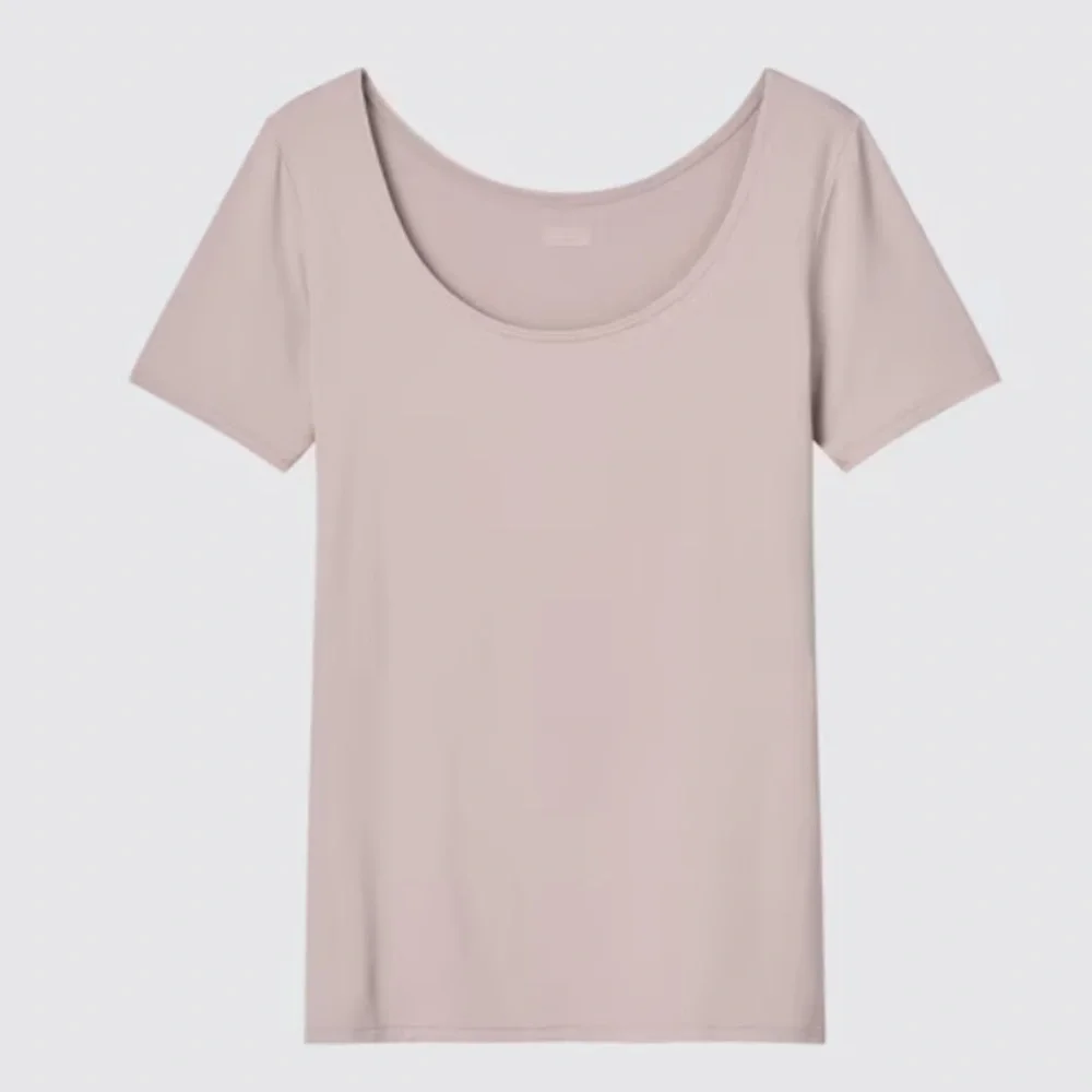 Brand New in Packaging Uniqlo HEATTECH Scoop Neck Short-Sleeve T-Shirt - Picture 3 of 7